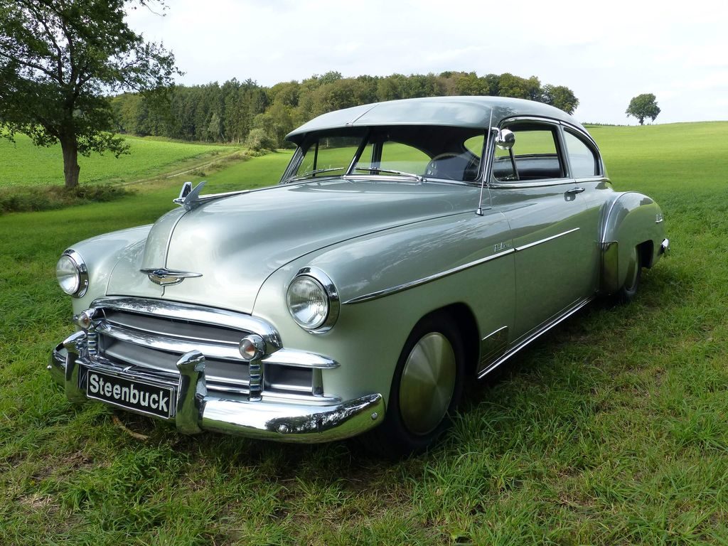Chevrolet Deluxe 2100
