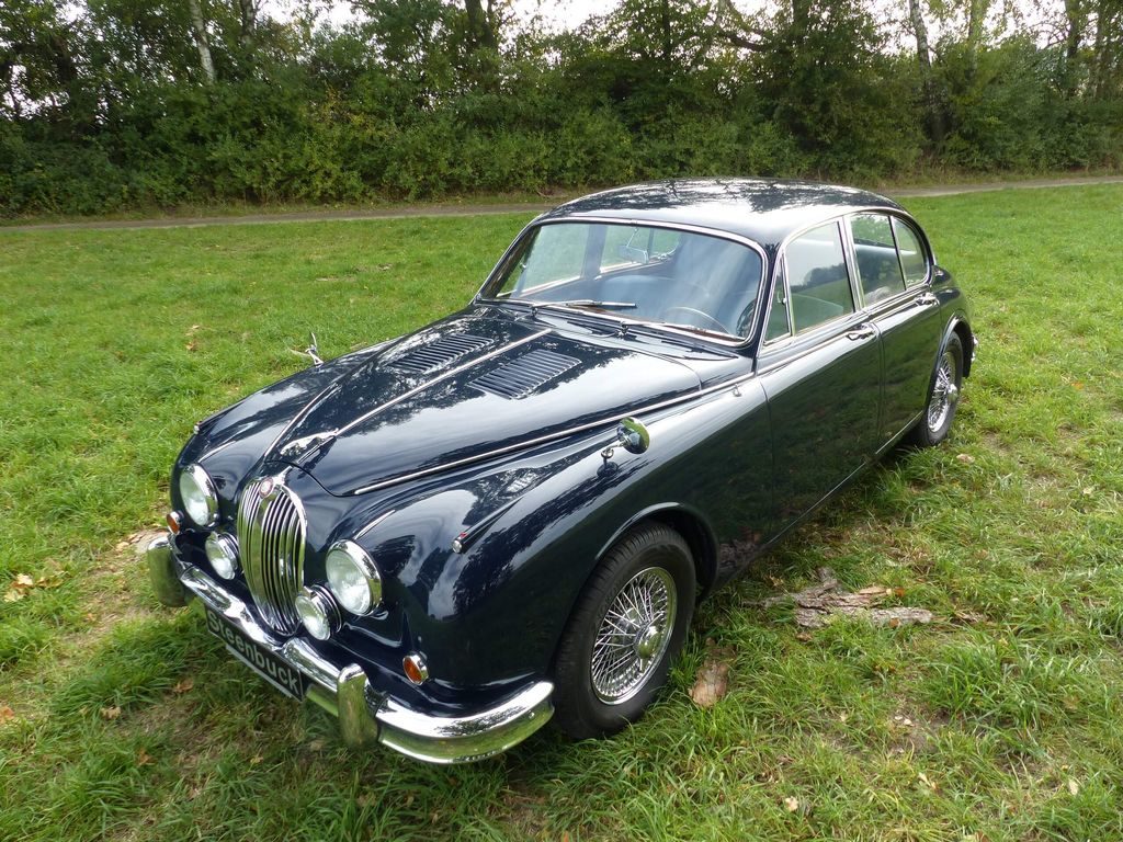 Jaguar MK II