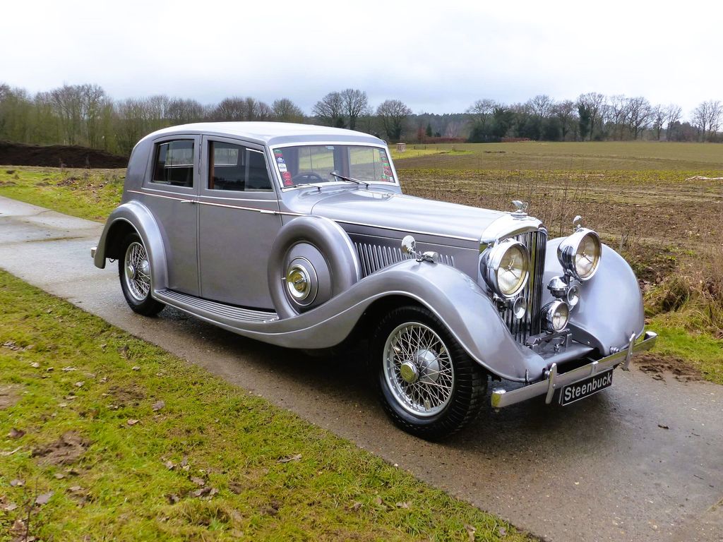 Bentley 4,25 Litre Limousine silber