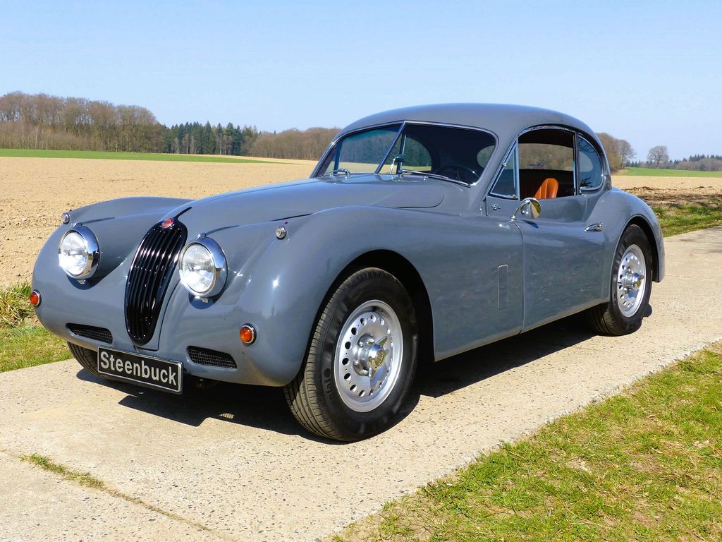 Jaguar XK1 40 SE Coupé grau