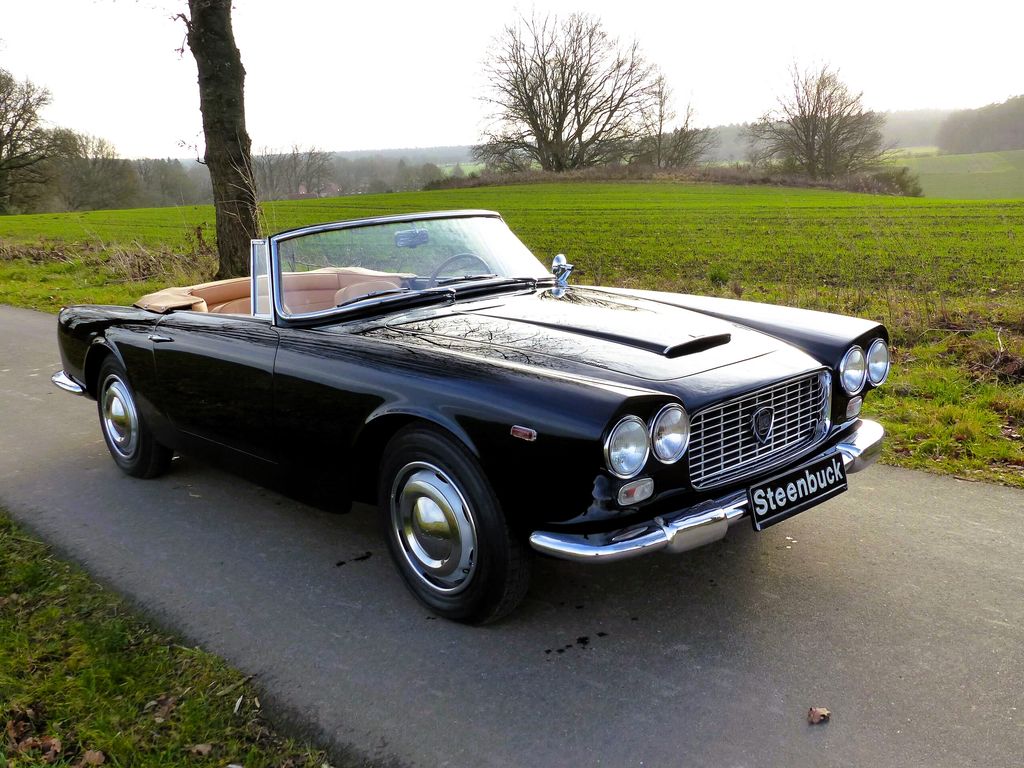 Lancia Flaminia GT 2.5 3C Touring Cabriolet schwarz