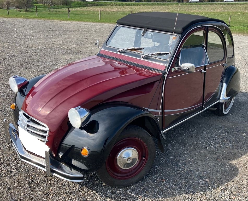 Citroën 2V6 Charleston Limousine rot_schwarz