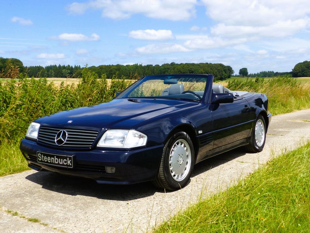 Mercedes-Benz 500 SL Roadster dunkelblau
