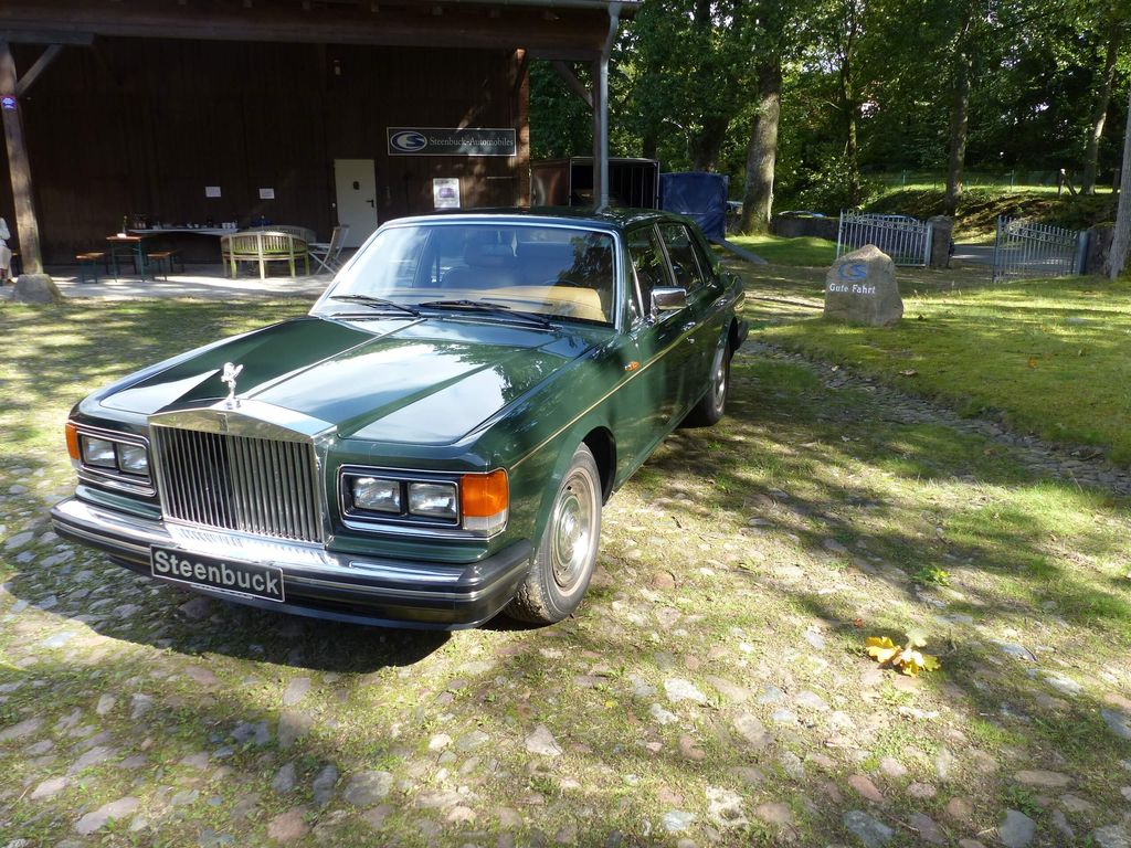 Rolls-Royce Silver Spirit Limousine grün